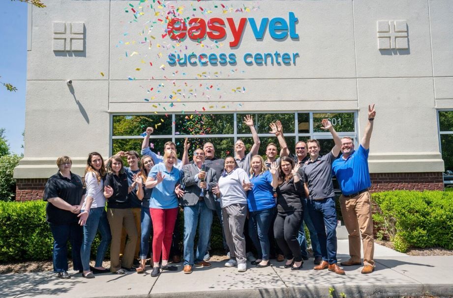 UNAVETS invierte 5 millones de dólares en easyvet, un grupo franquiciador de clínicas veterinarias en EEUU
