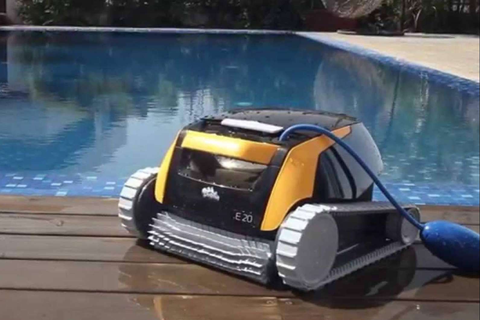 Todo lo que se necesita para el mantenimiento de la piscina se puede encontrar en la tienda JuJuJu Aquacenter