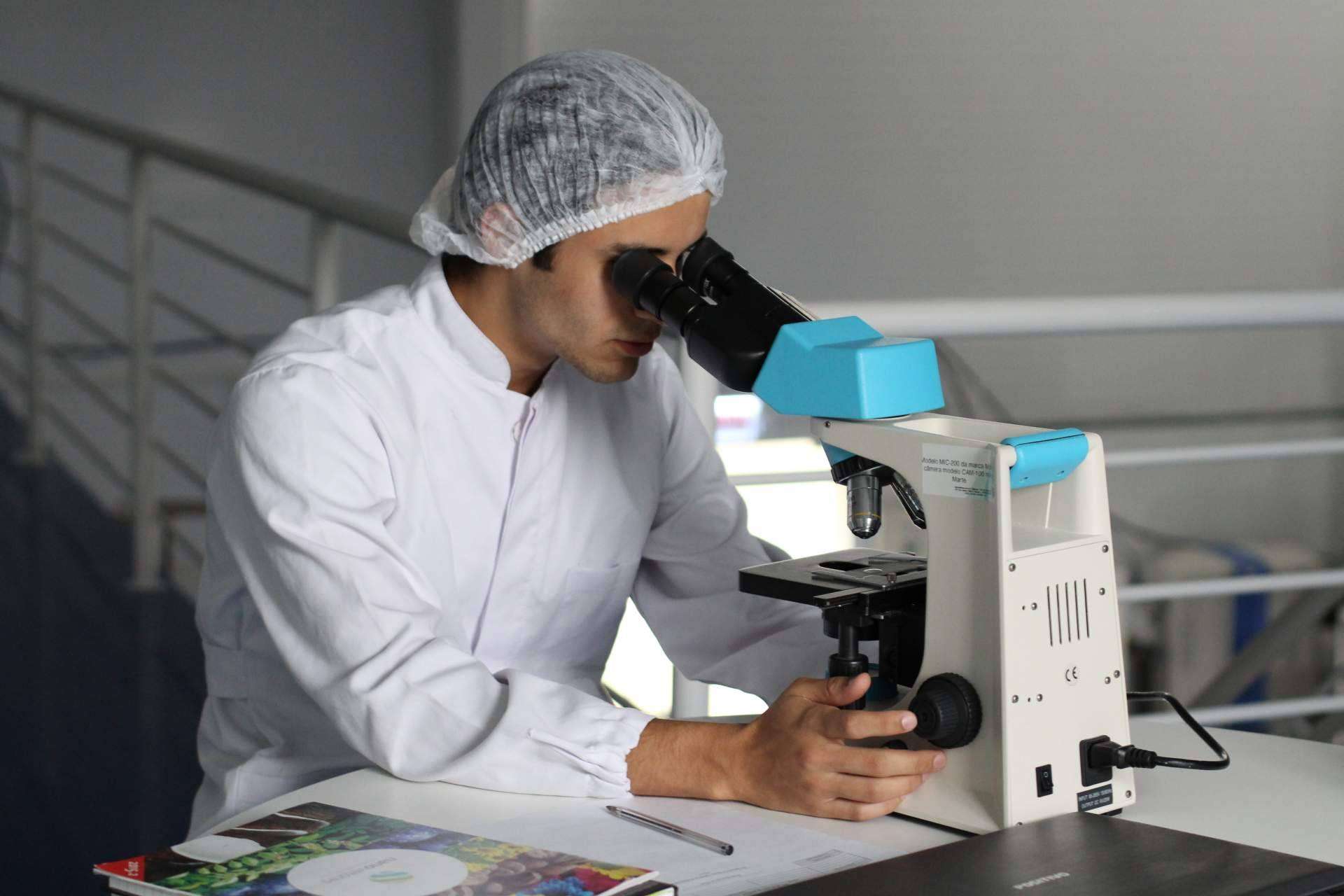 ¿Qué causa la eyaculación precoz? En Uromedics ayudan a encontrar el mejor especialista