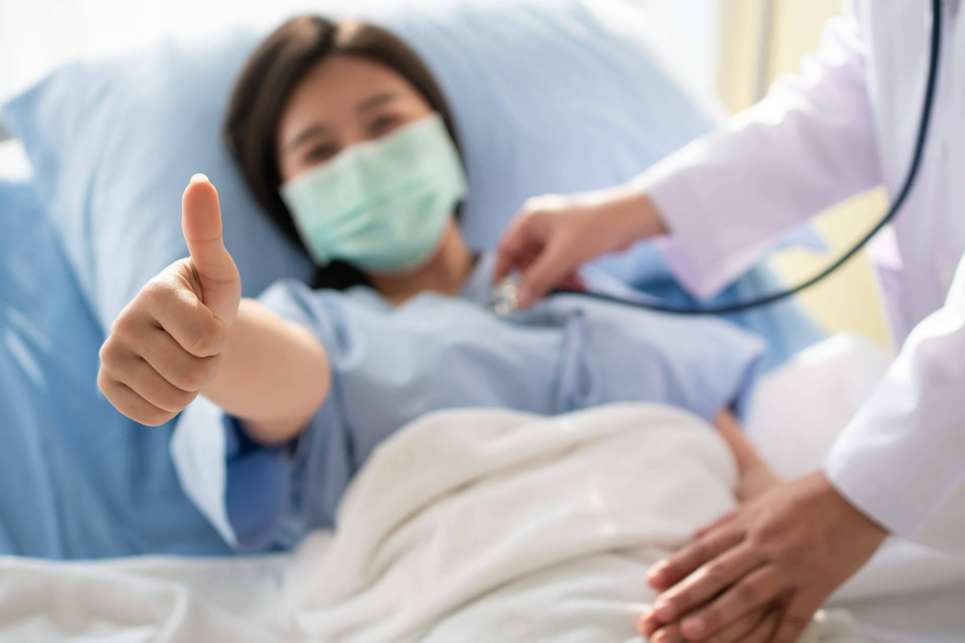 La oncóloga Elisabeth Arrojo investiga un tratamiento revolucionario en el sector sanitario