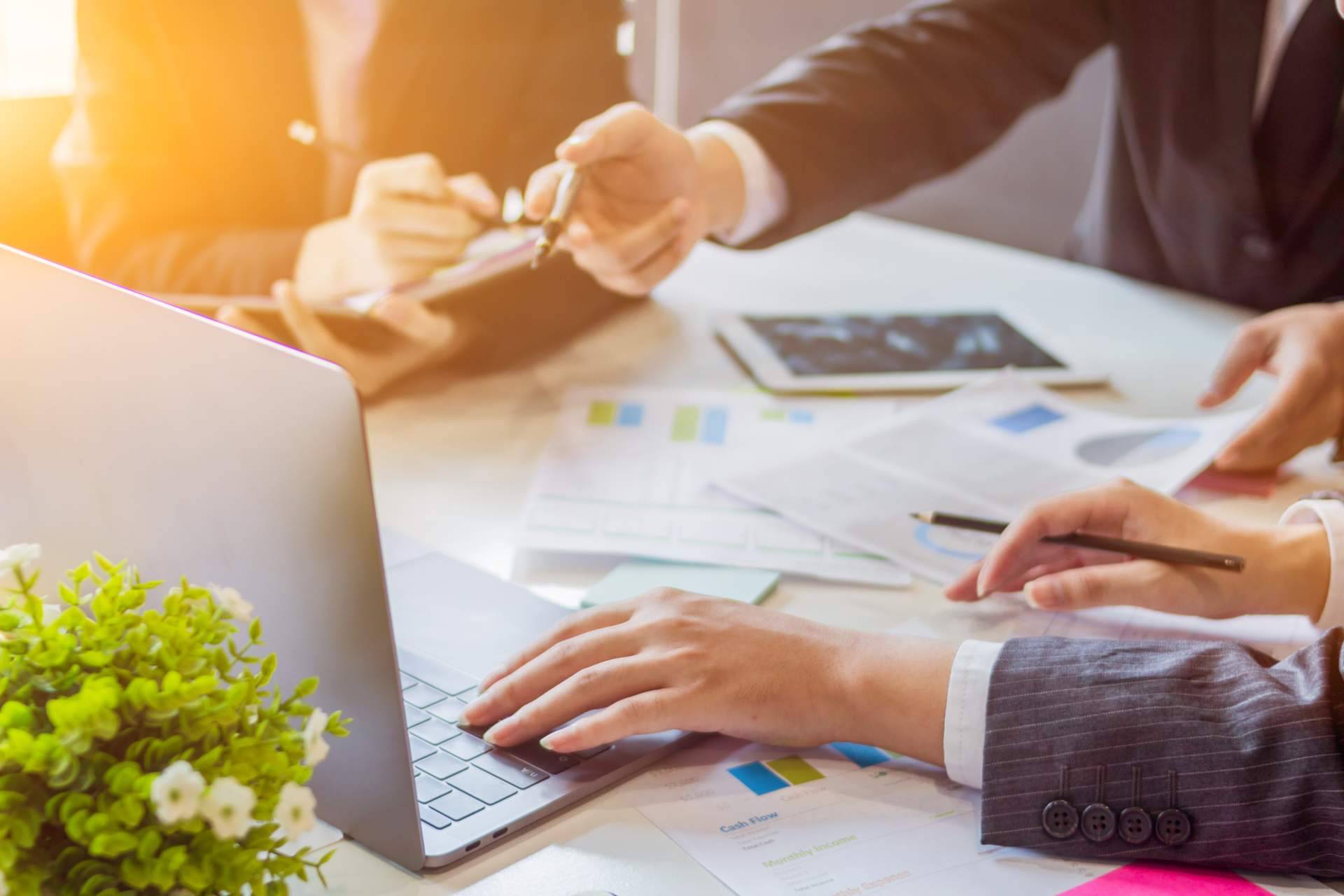 E-Turia, la startup compitiendo con los gigantes de SAP Commerce Cloud