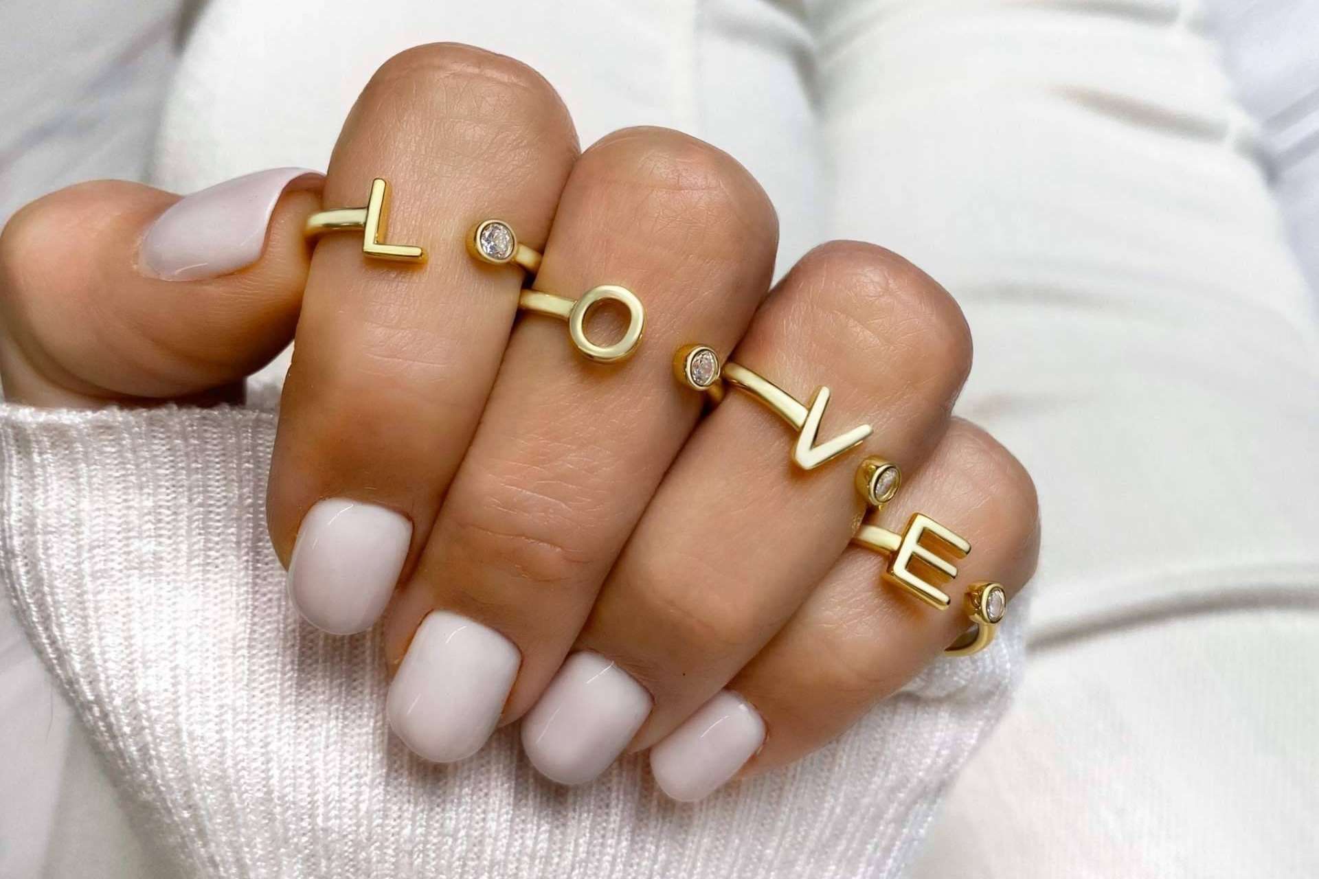 Encontrar una joyería exclusiva para comprar anillos de plata en Le Petite Marie
