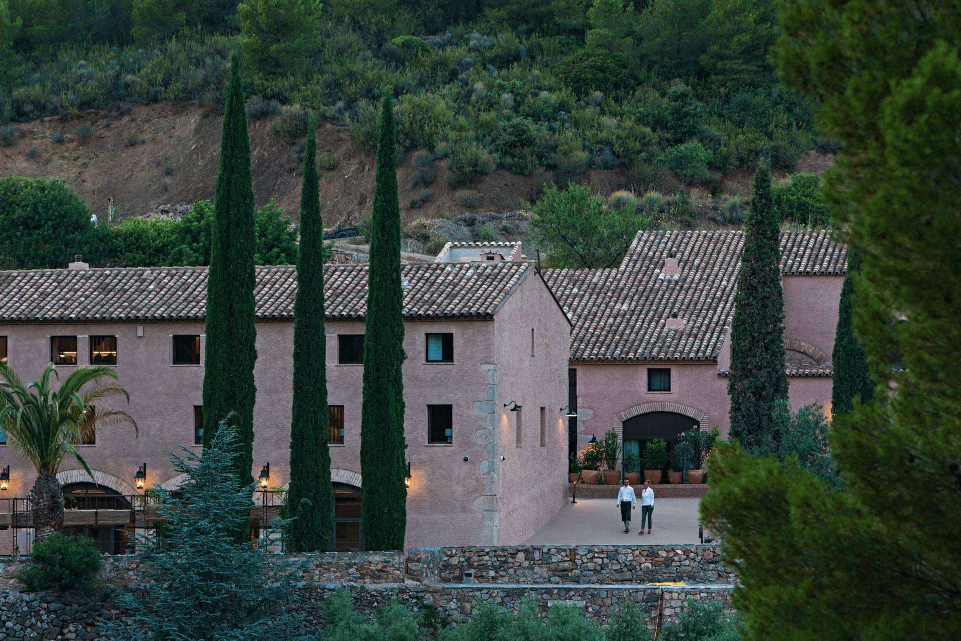 En el Hotel Terra Dominicata es posible tener escapadas románticas para desconectar de la rutina y reencontrarse con la naturaleza, la gastronomía y el vino