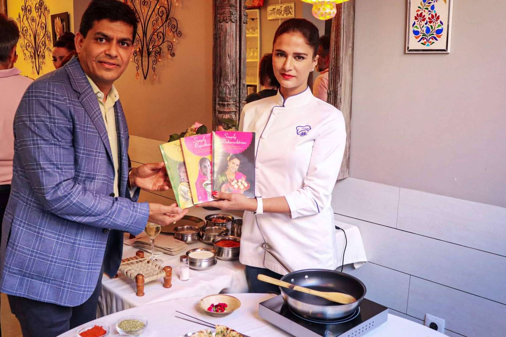 En la Gran Vía de Madrid ahora también se puede disfrutar del restaurante cuya carta ha sido elaborada por la ganadora de Master Chef India ofrece un menú degustación por solo 31 €