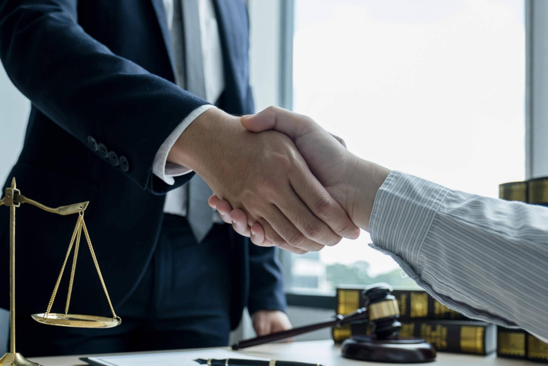 Schilling Abogados cumple 12 años de fundación