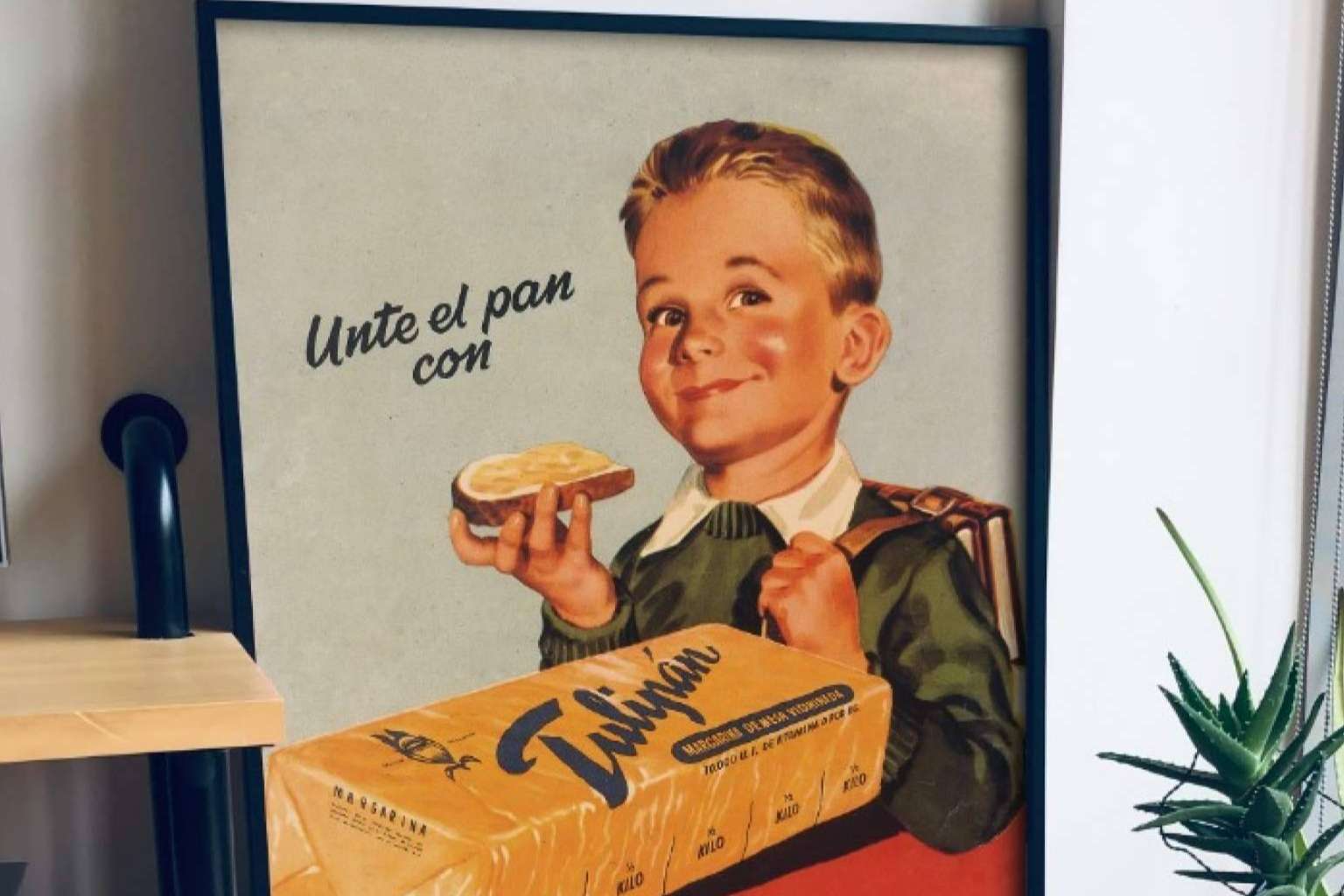 Colección de carteles antiguos de La Retrografía