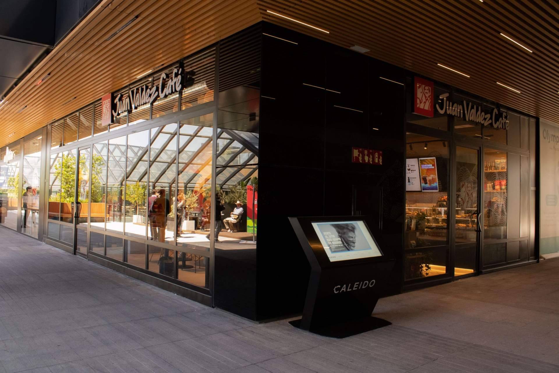 La emblemática marca de café colombiano, Juan Valdez inaugura su primera tienda flagship en España