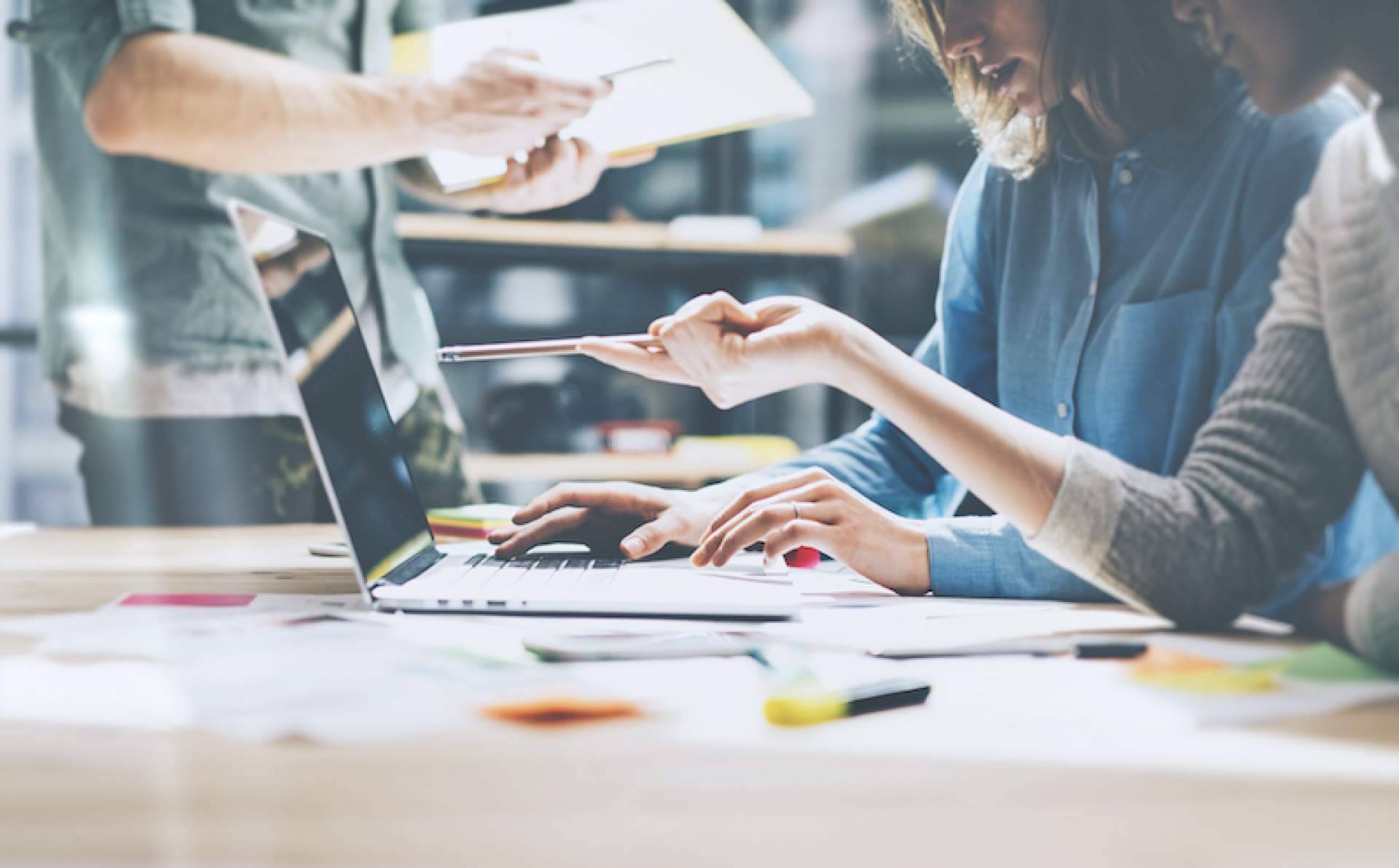 Anexeo, la agencia SEO Girona, explica las ventajas de sus servicios de marketing