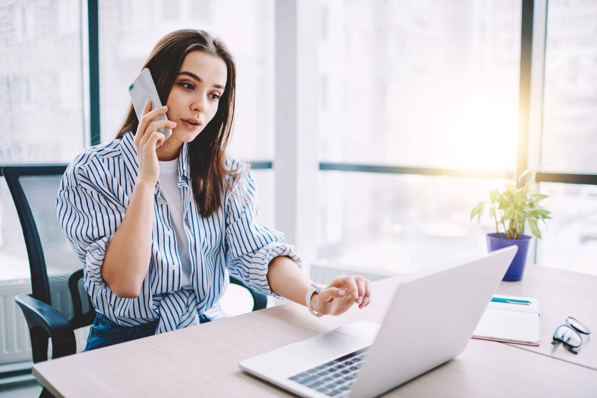 Obtener servicios de líneas telefónicas premium al contratar con Premium Numbers