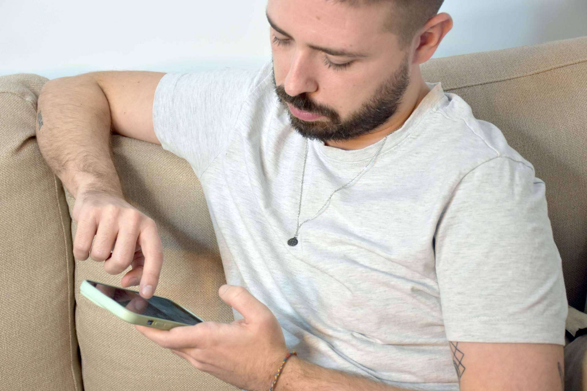 ¿Qué se requiere para hacer terapia online?