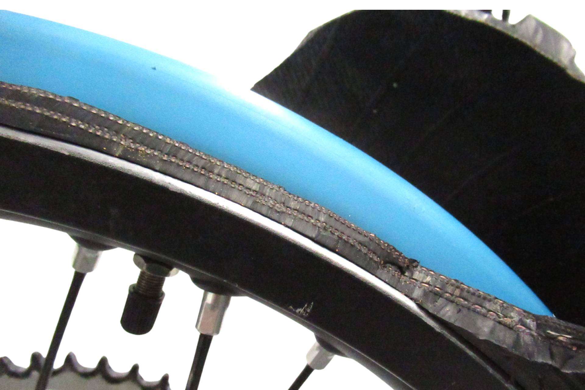 En qué consiste el sistema tubeless enduro de NomOusse
