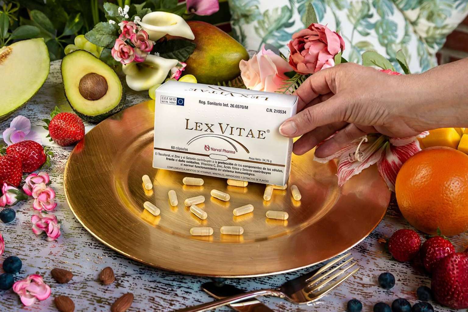 El complemento alimenticio Lex Vitae ayuda a reforzar el pelo y la piel en otoño