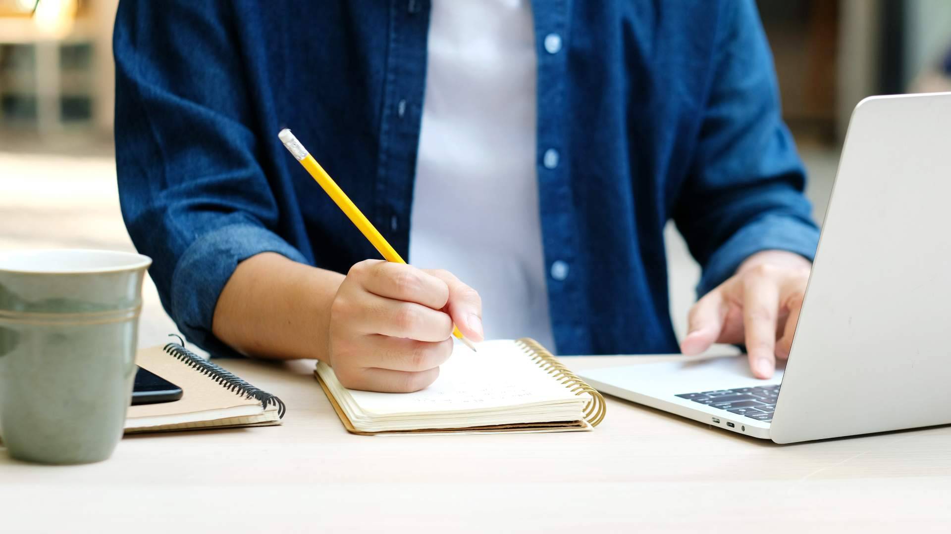 ApruebaTodo se posiciona como un apoyo profesional a la hora de hacer trabajos universitarios