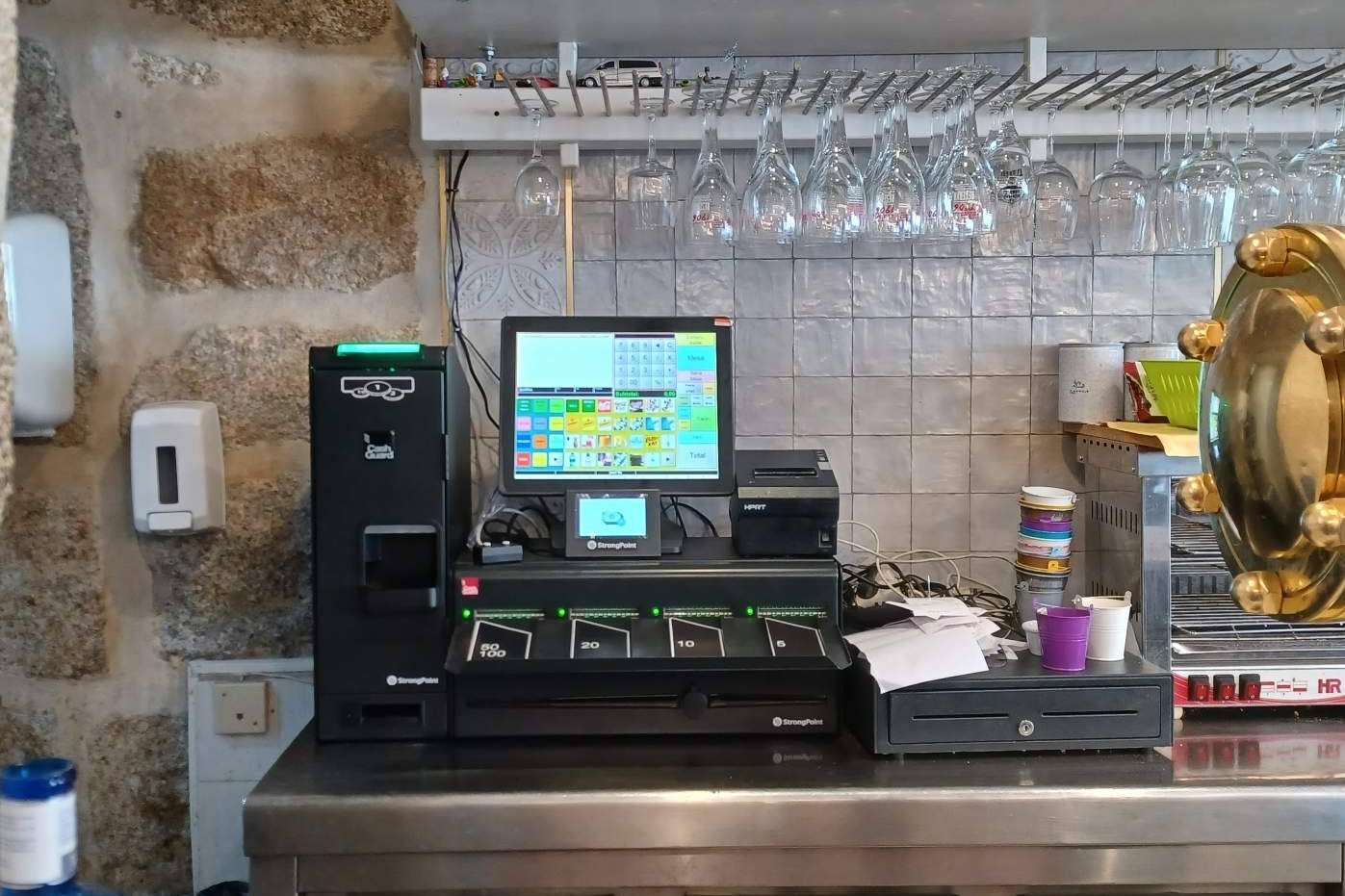 CashGuard, una caja registradora automática disponible en Telsystem