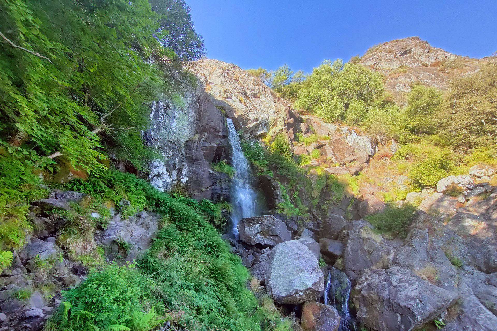 Centro de Rutas en Sanabria y Carballeda