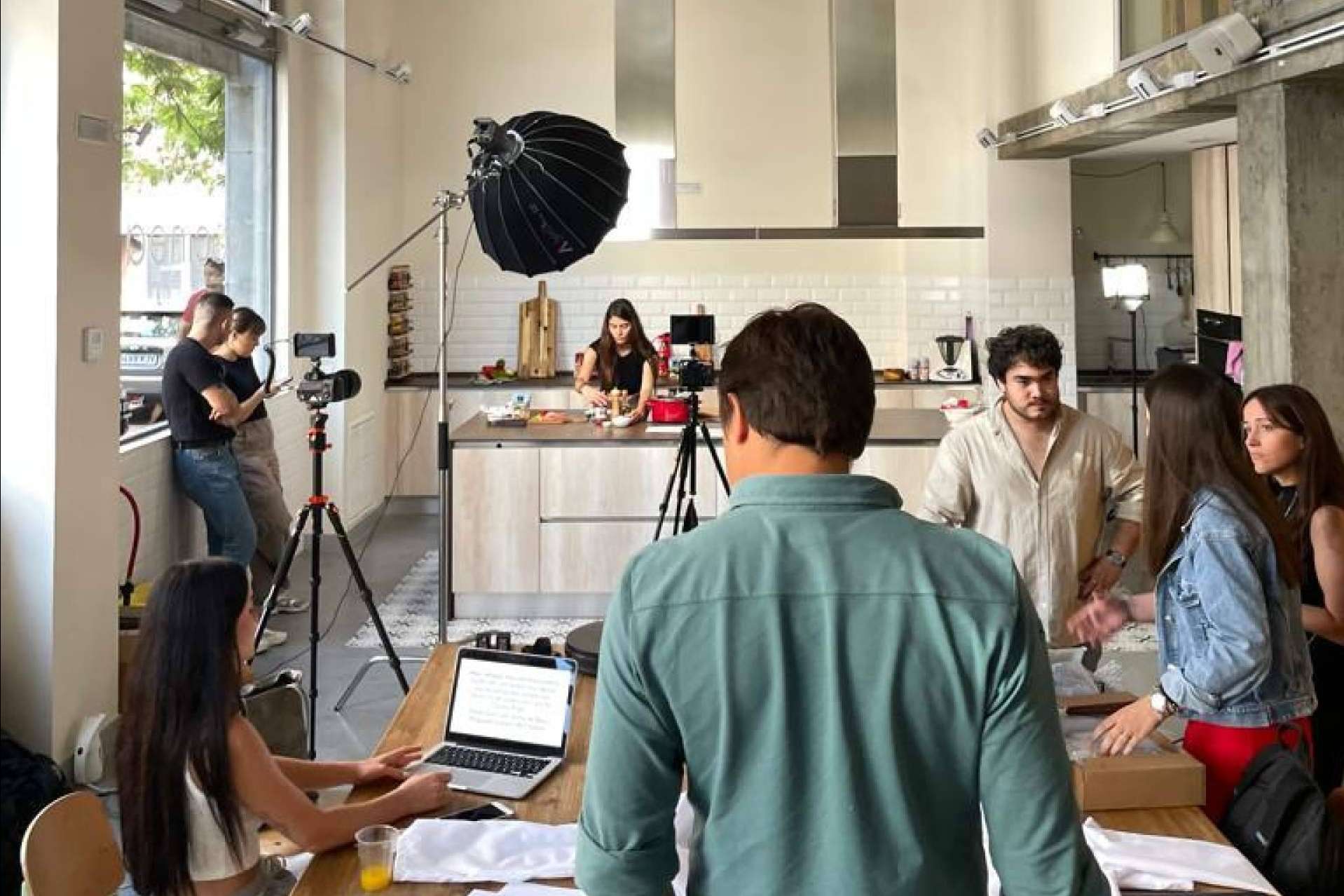 Cocinea se especializa en el alquiler de espacios de cocina para rodajes de publicidad, cine y producciones audiovisuales