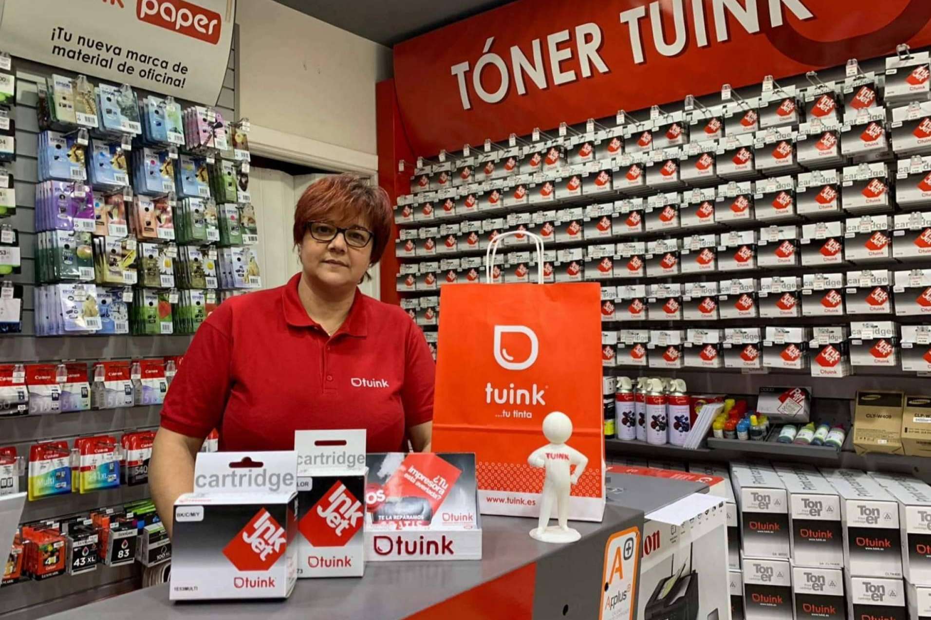 Tuink, la tienda de consumibles informáticos que no para de crecer y planifica su expansión en España