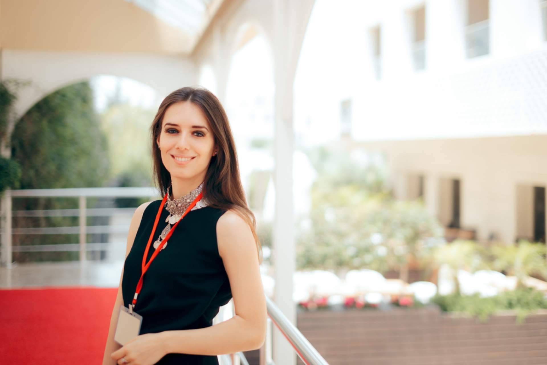 Coordinadora de azafatas; pieza clave en la organización de eventos y congresos