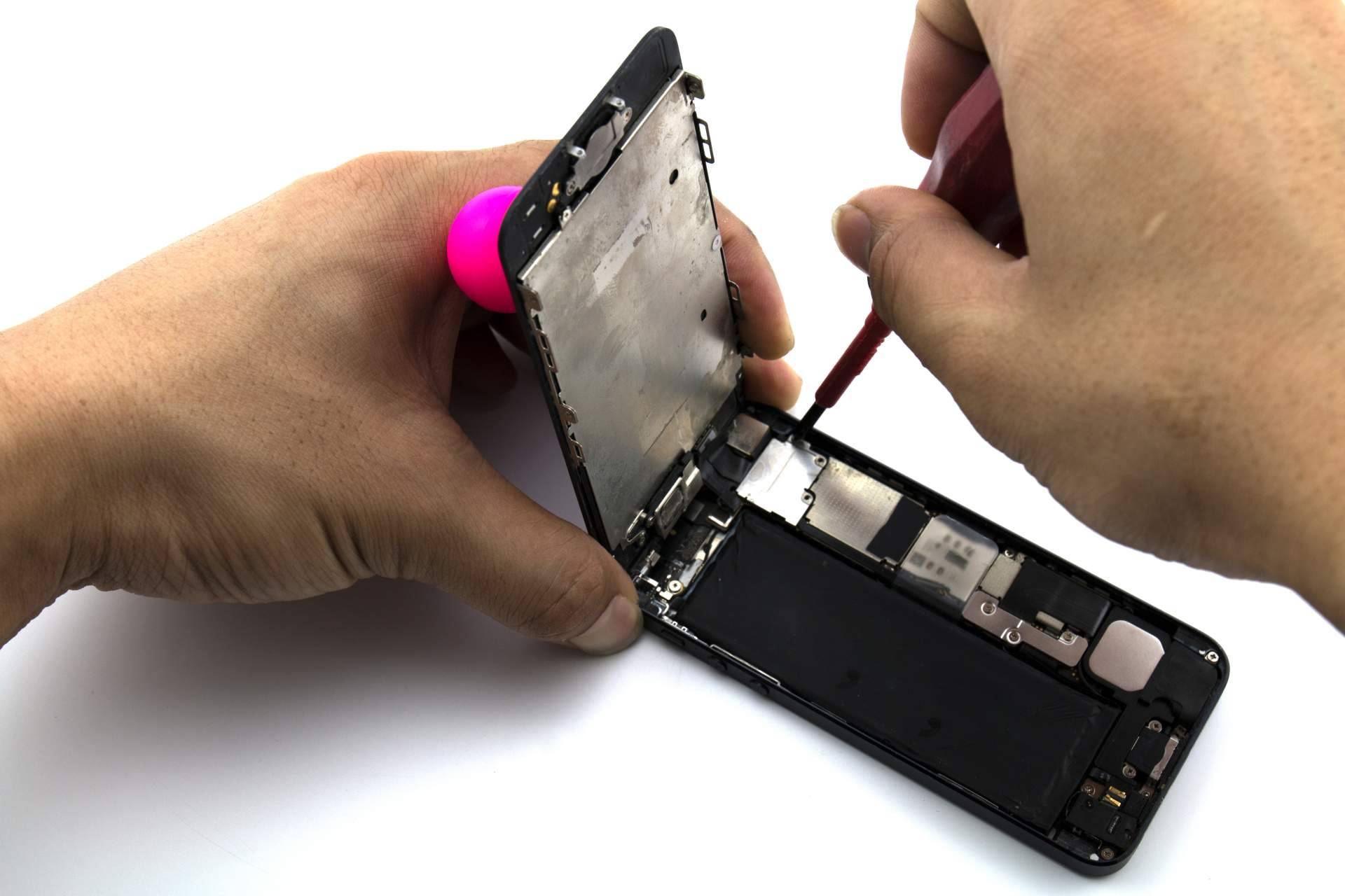 Impextrom, una tienda de repuestos móviles con pantallas para el Redmi 9