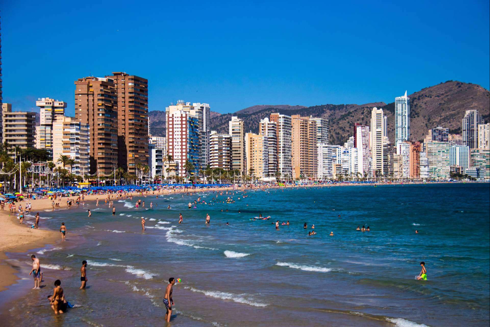 ¿Qué oportunidades de inversión tienen los extranjeros en la Costa Blanca?