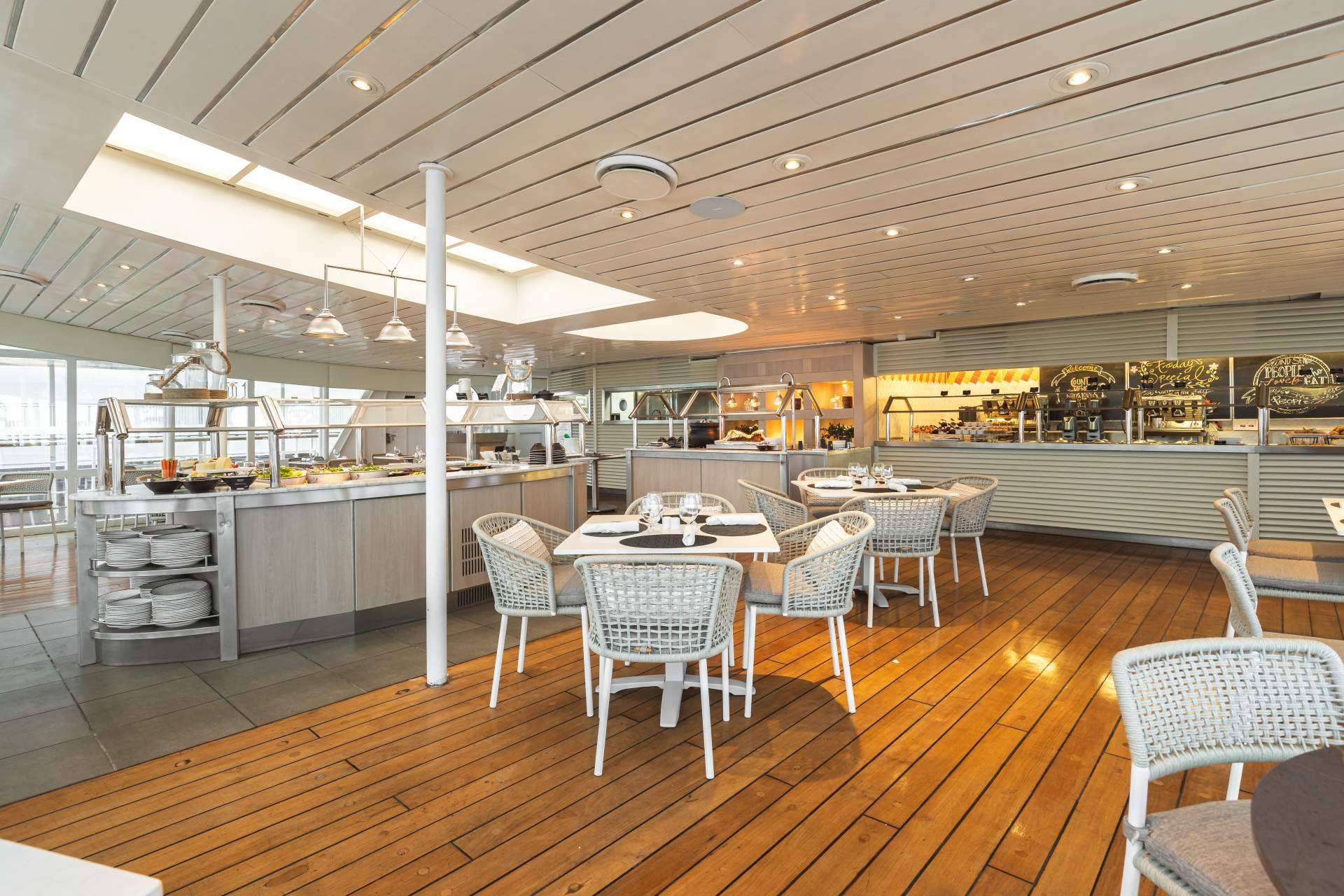 Windstar Cruises desvela su programación 2024/25 y un amplio programa de actualización de su flota