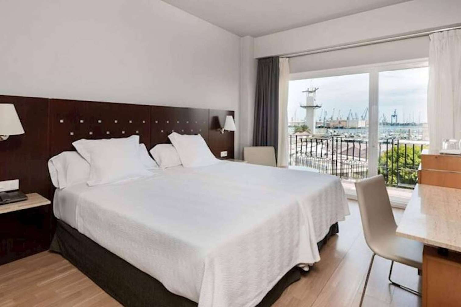 Establecimientos de hostelería en Plaza del Mar en el Grao de Castellón