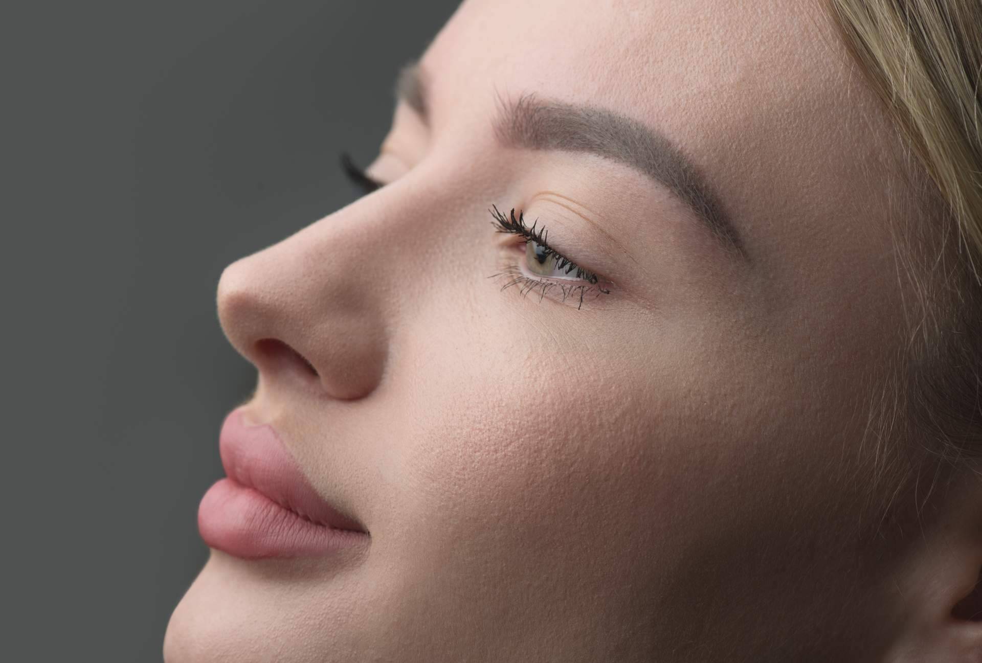 Conseguir óptimos resultados con la cirugía rinoplastia de Centro Médico El Pilar