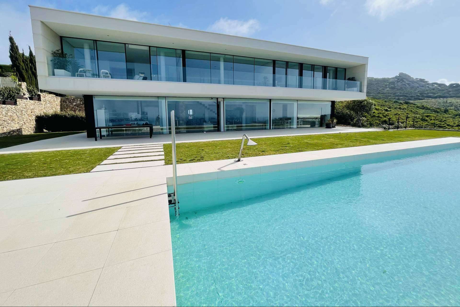 Alquilar una villa de lujo en un entorno único en Zahara de los Atunes, Villa Alkaram