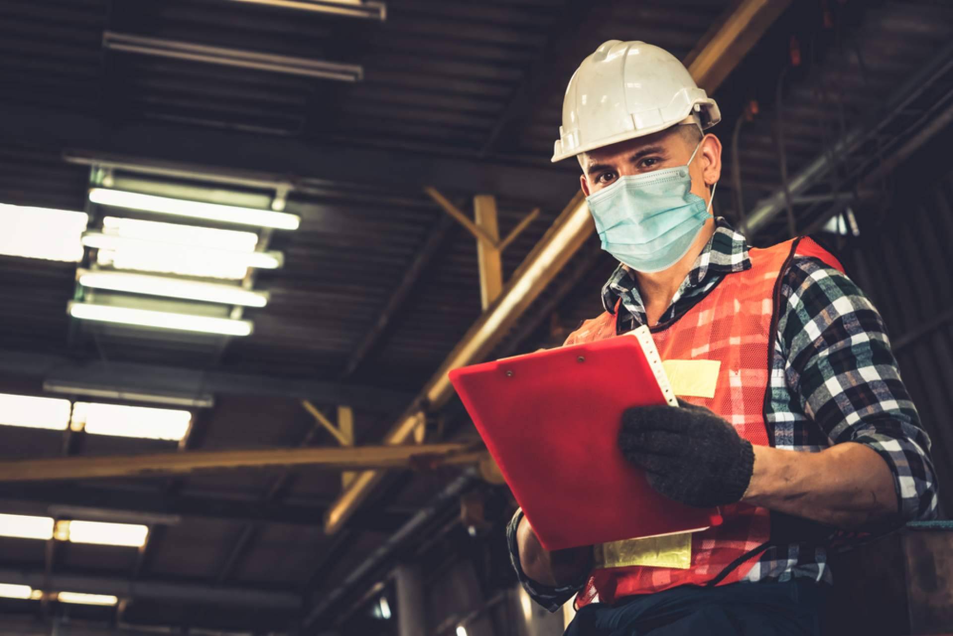 Cada empresa debe contar con un plan de prevención de riesgos laborales a medida, por WellWo