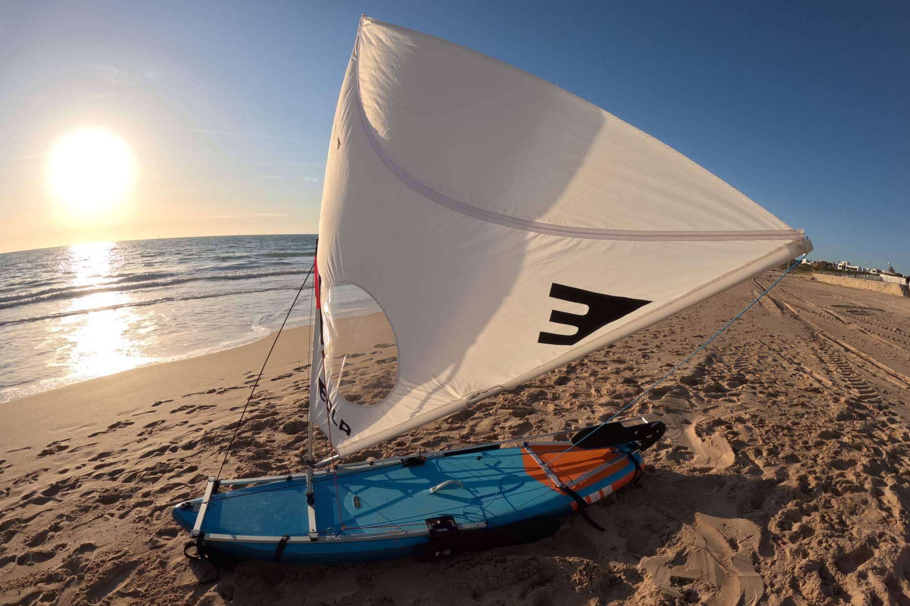 EOLA presenta el nuevo sistema de vela para kayak y paddle surf
