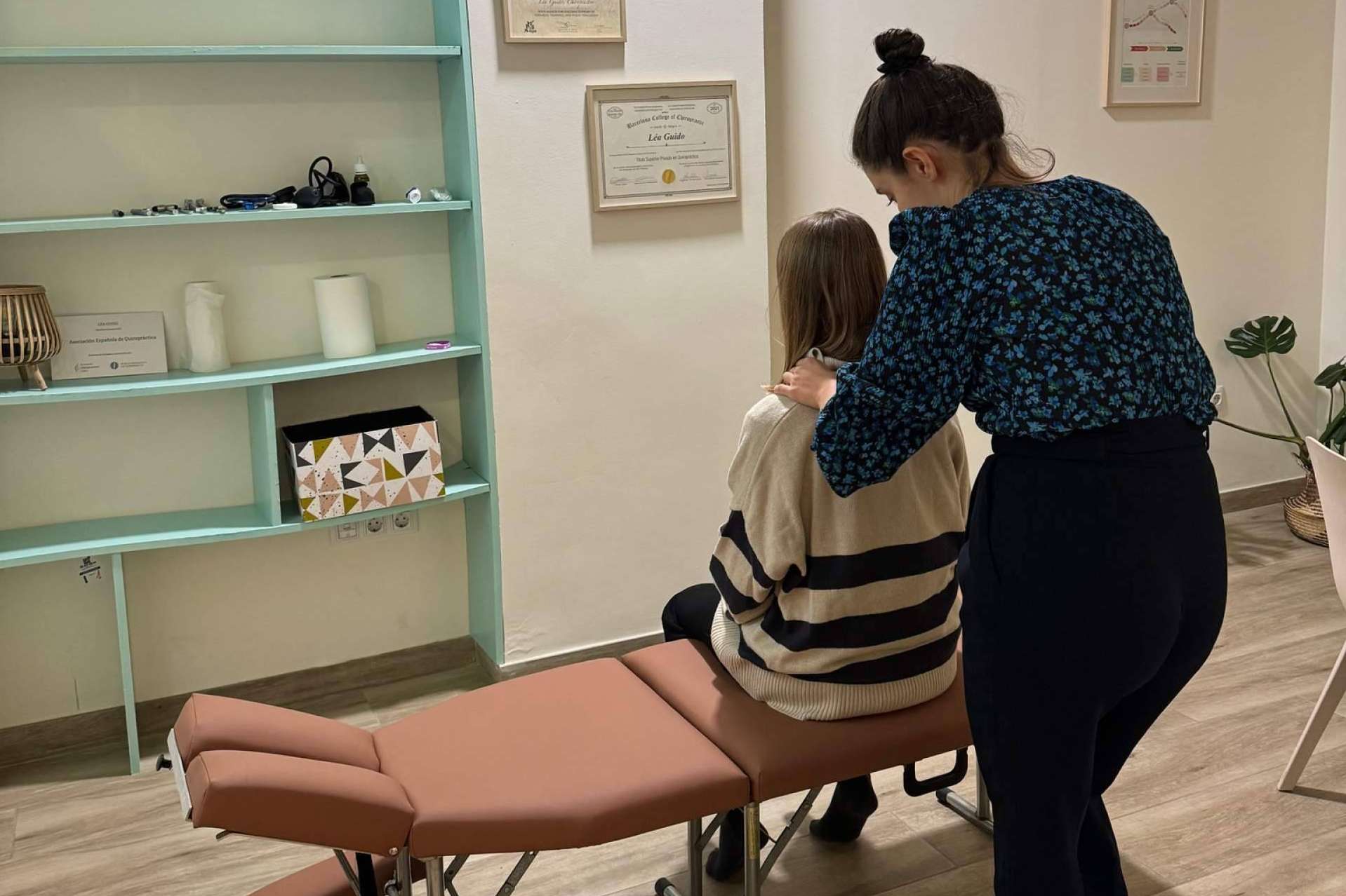Cuidados quiroprácticos individualizados para cada paciente con ColumnaQuiro