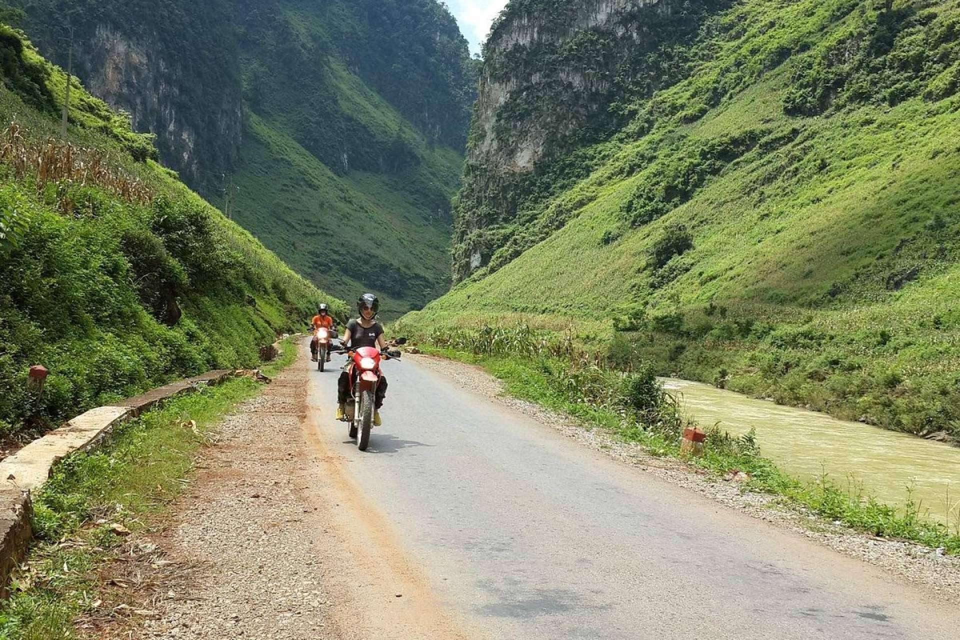 Viajar a Vietnam en moto con Motorbeach Viajes