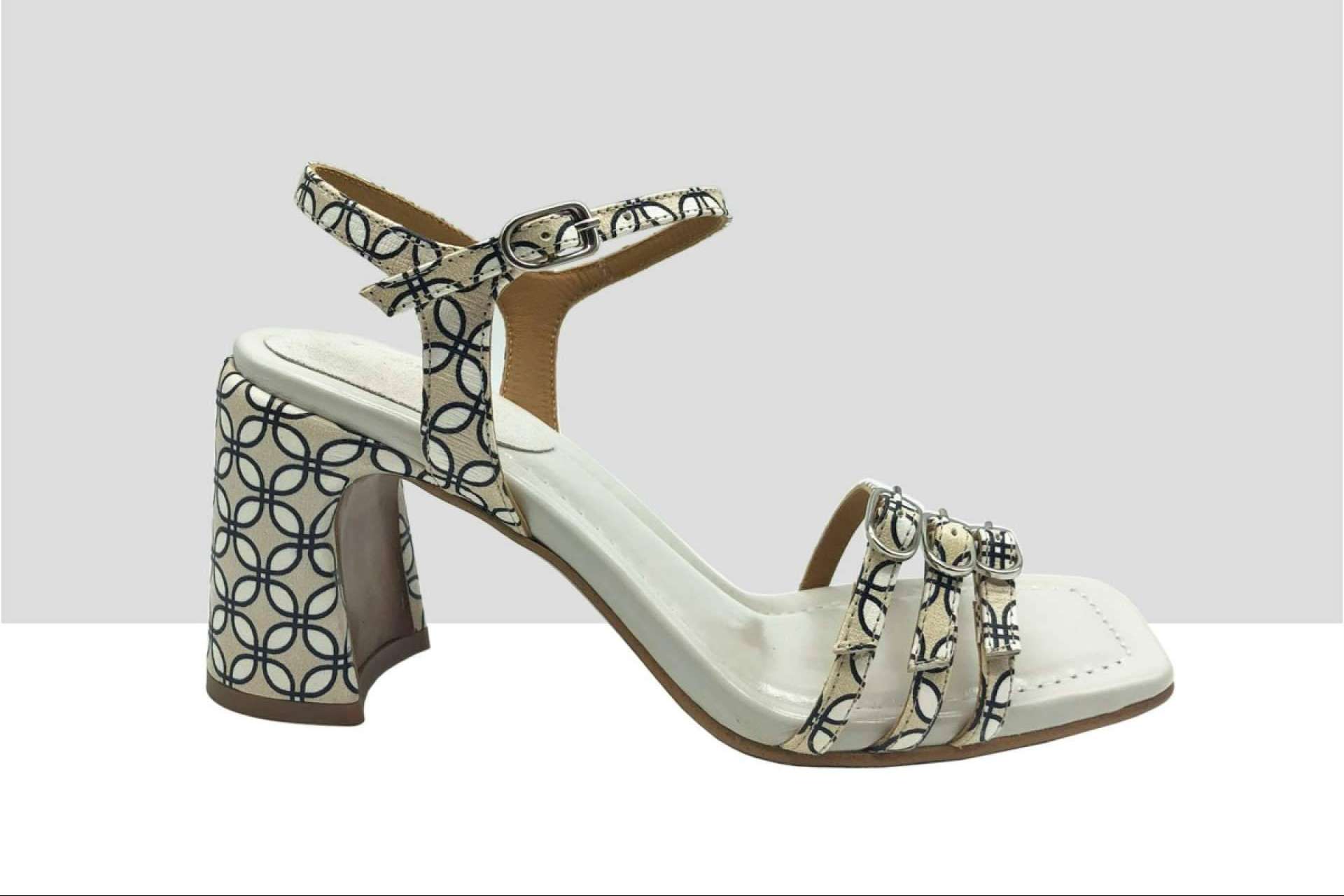 Las sandalias de tacón alto de Audley Shoes aportan distinción y confort para cualquier ocasión