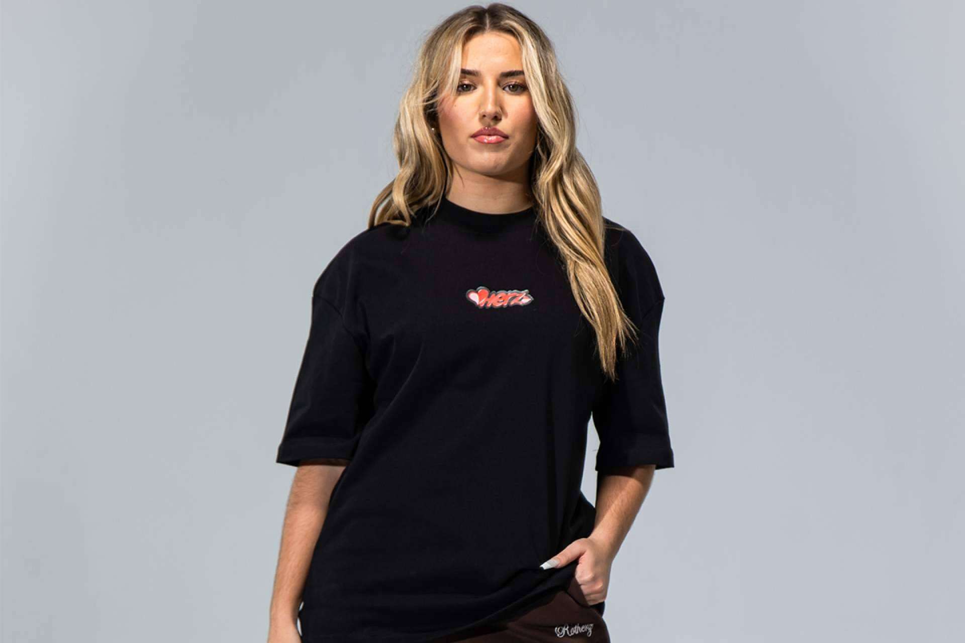 Rotherz impulsa la moda urbana sostenible con una colección innovadora de streetwear