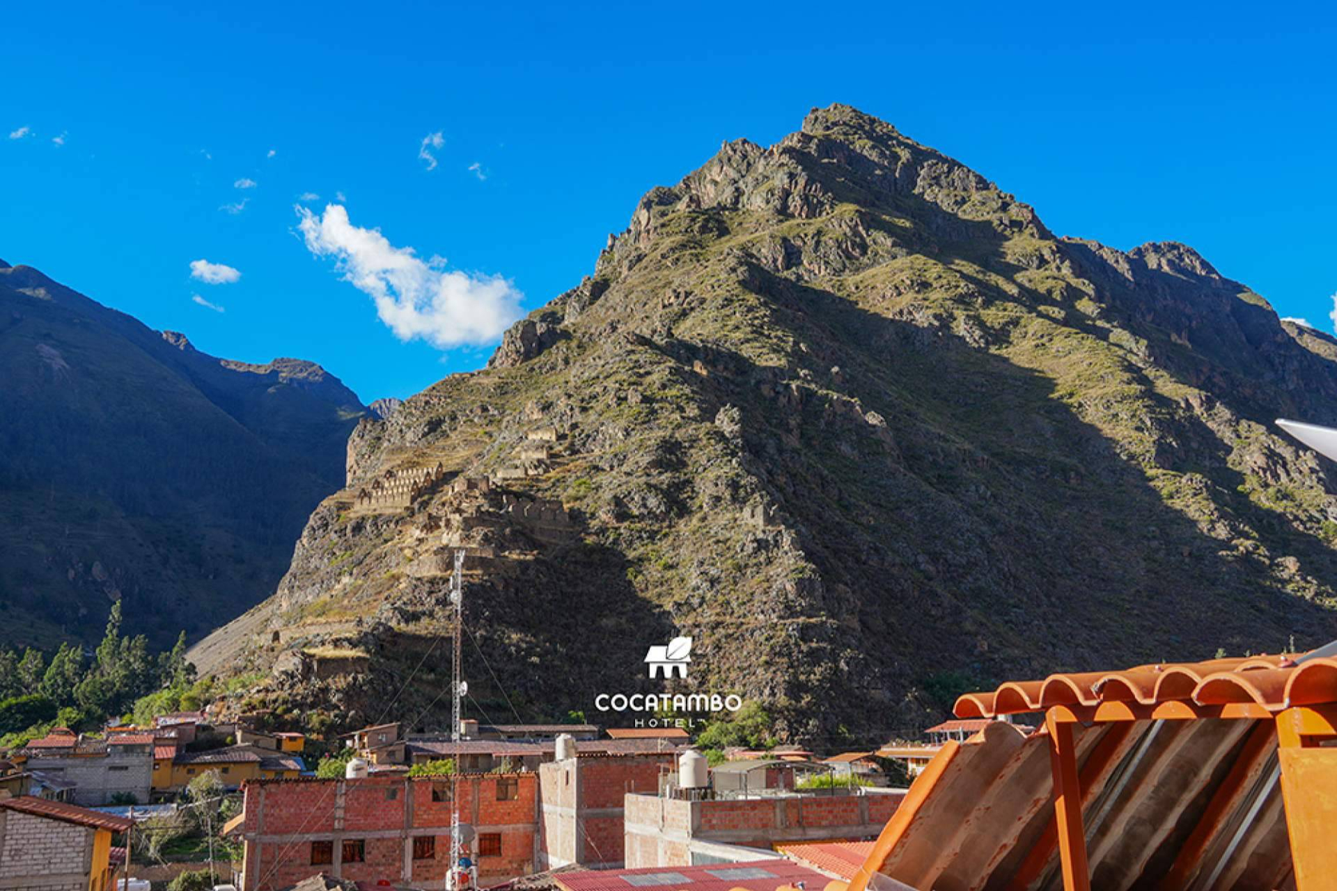 Descanso andino con historia, Cocatambo, el hotel con vistas únicas a Pinkuylluna