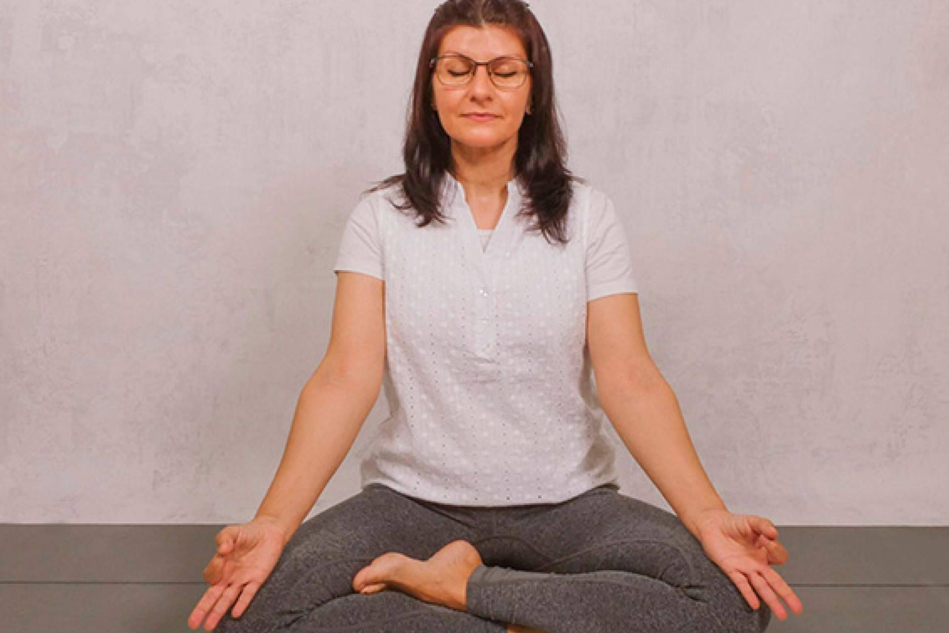 Centro Kalindi impulsa el desarrollo personal en Valencia con yoga, pilates y yogalates