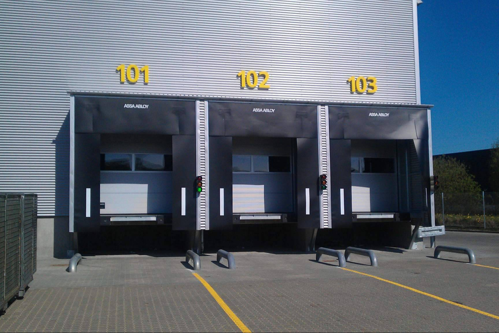 Nuevas soluciones de ASSA ABLOY en abrigos de estanqueidad y equipamiento para muelles de carga