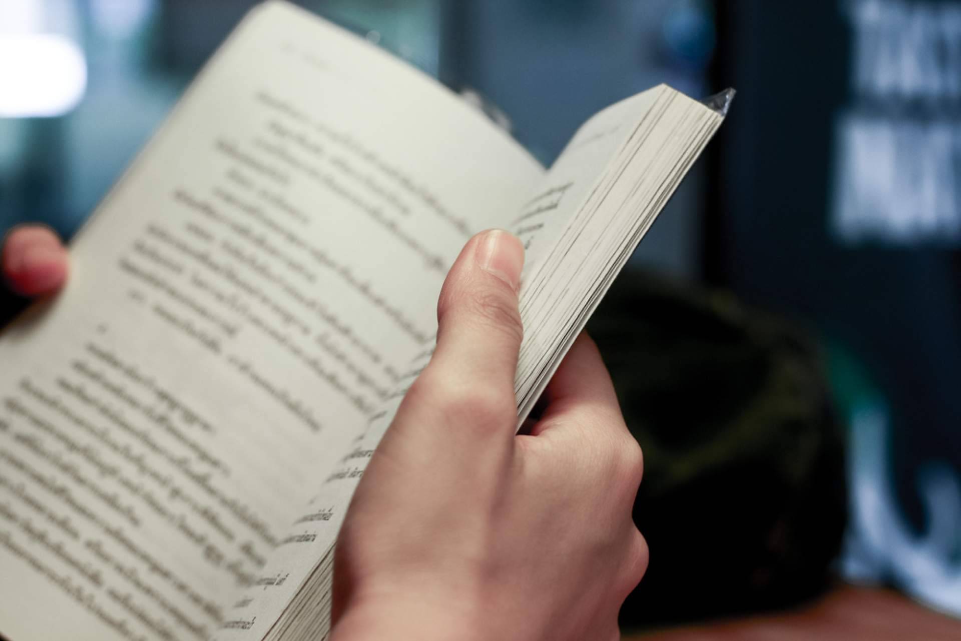 Autopublicar un libro; lo que conviene conocer a partir de las opiniones Letrame